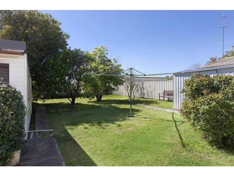 6 Wiley Street, Albion Park NSW 2527
