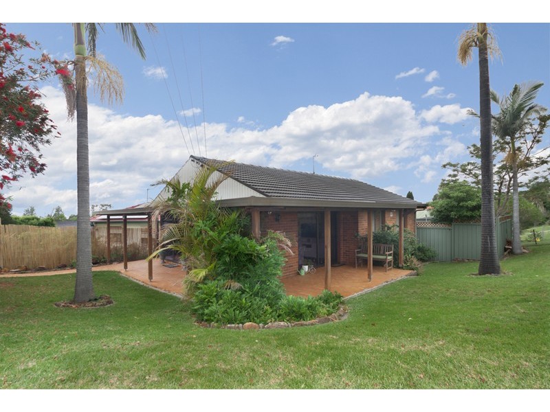 2 Scarf Avenue, Mount Warrigal NSW 2528