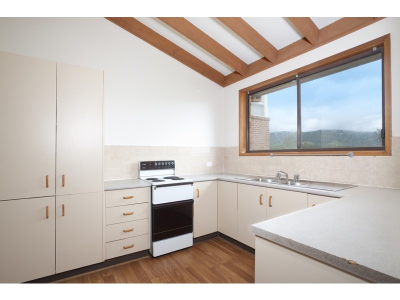 30 Crest Road, Albion Park NSW 2527