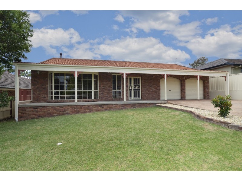 4 Scarborough Circuit, Albion Park NSW 2527