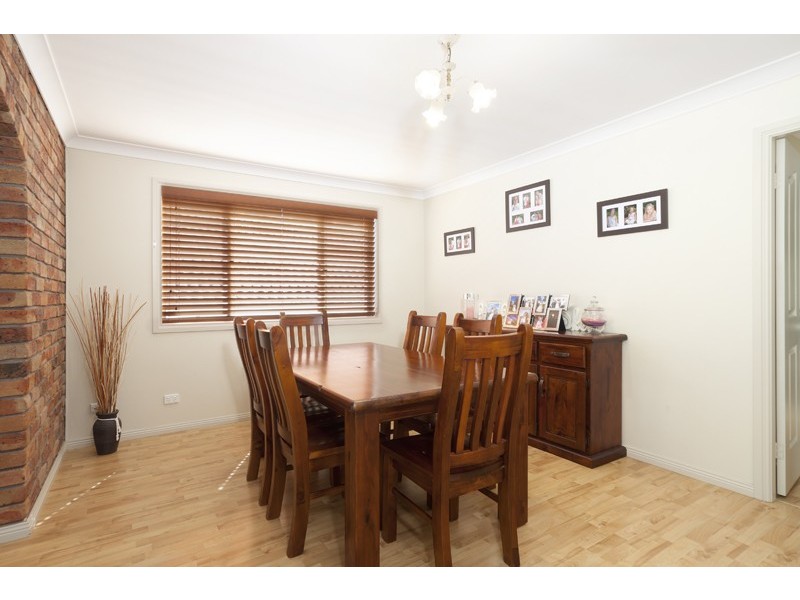 4 Scarborough Circuit, Albion Park NSW 2527