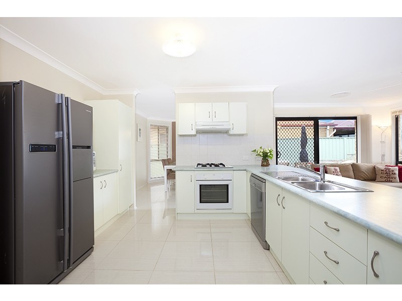 5 Kalgan Way, Albion Park NSW 2527