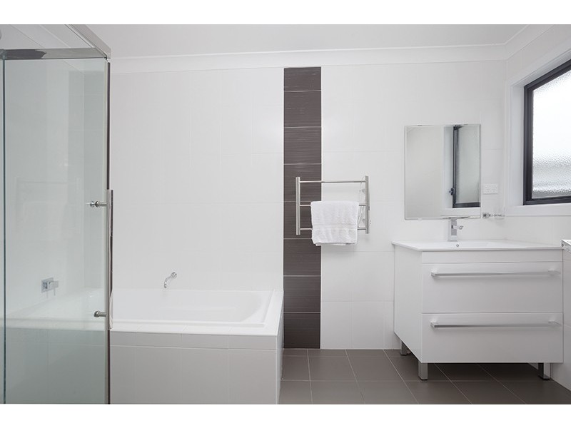 103A Esperance Drive, Albion Park NSW 2527