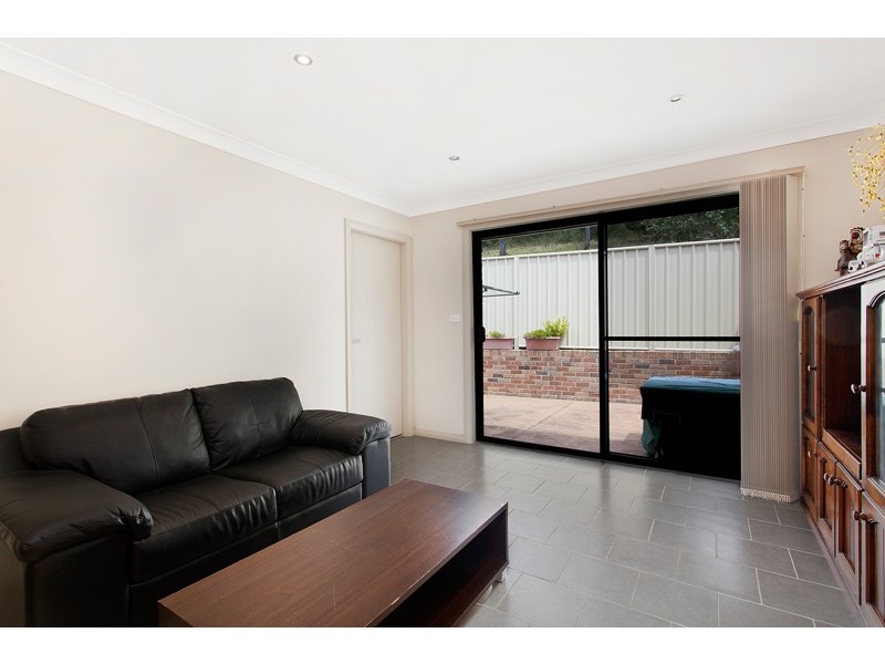 2/24 Campaspe Circuit, Albion Park NSW 2527