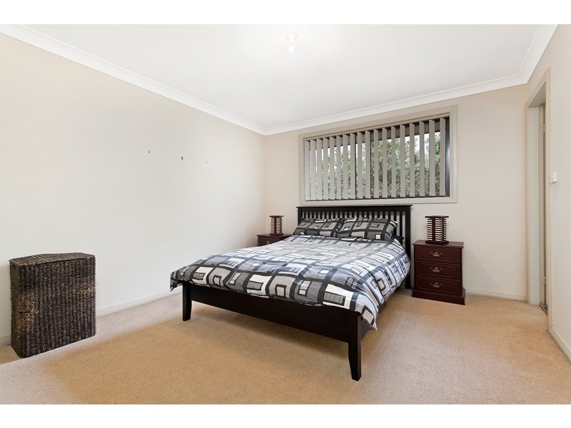 2/24 Campaspe Circuit, Albion Park NSW 2527