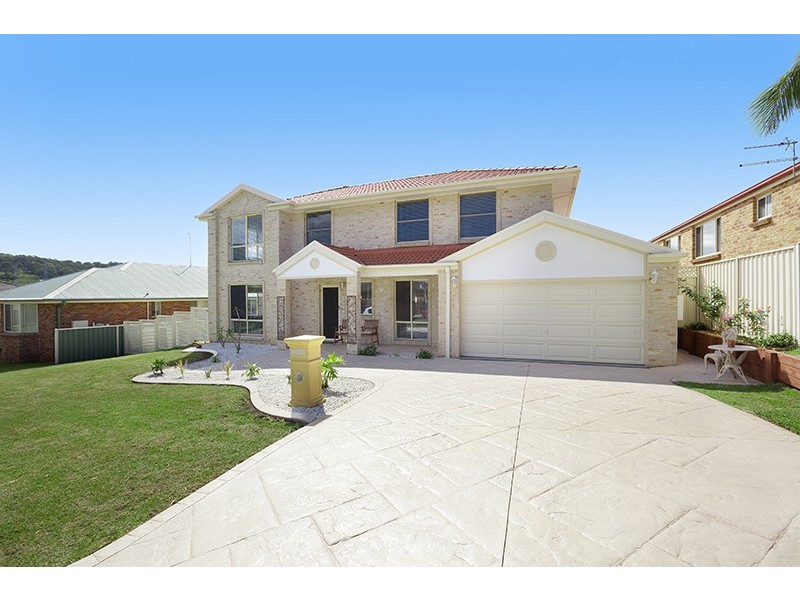30 Downes Drive, Albion Park NSW 2527
