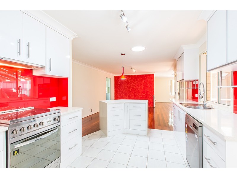 7 Dalrymple Street, Albion Park NSW 2527