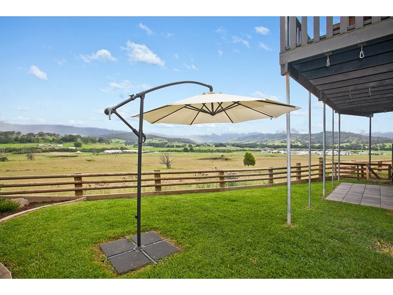 2 Noble Road, Albion Park NSW 2527