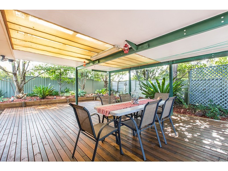 2 Esperance Drive, Albion Park NSW 2527