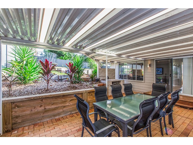 14 Scenic Crescent, Albion Park NSW 2527