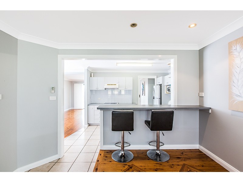 14 Scenic Crescent, Albion Park NSW 2527