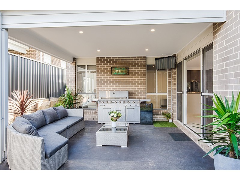 27 Dillon Road, Flinders NSW 2529