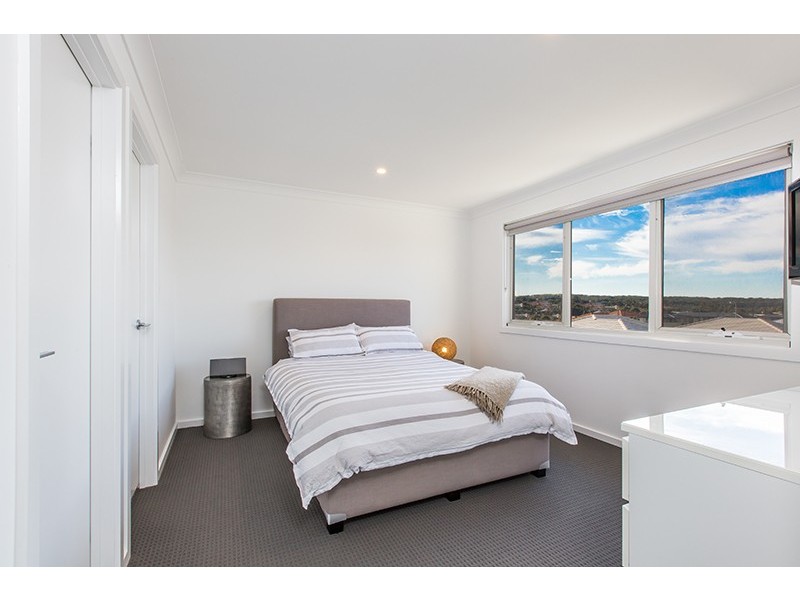27 Dillon Road, Flinders NSW 2529