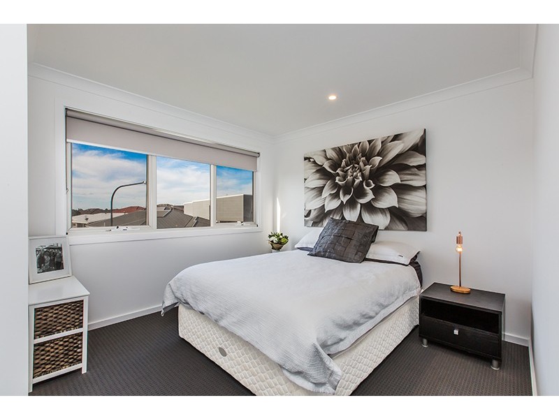 27 Dillon Road, Flinders NSW 2529