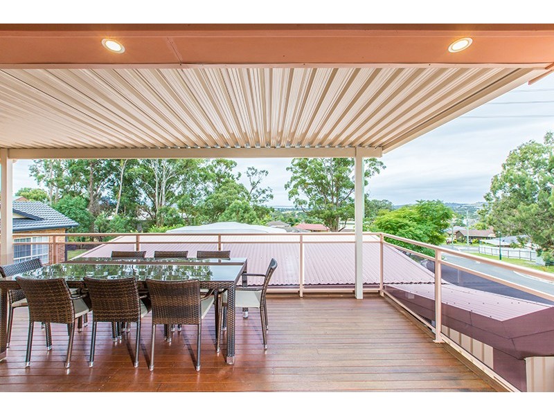 2 Uphill Road, Albion Park NSW 2527