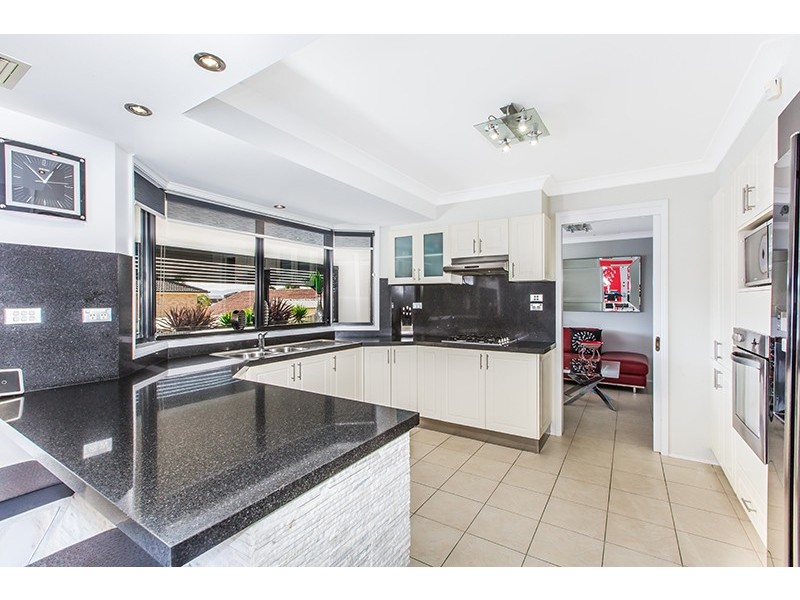 32 Fields Drive, Albion Park NSW 2527