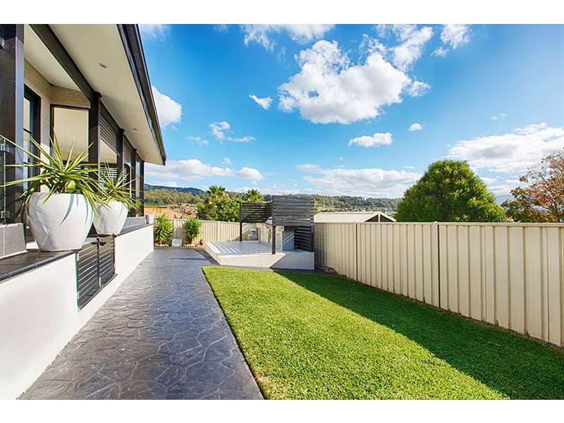 32 Fields Drive, Albion Park NSW 2527