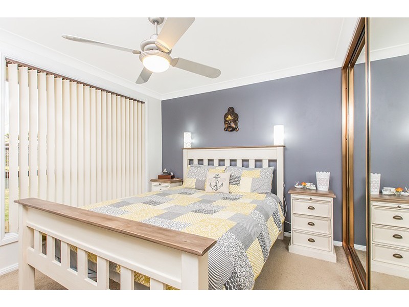 15 Birra Drive, Oak Flats NSW 2529
