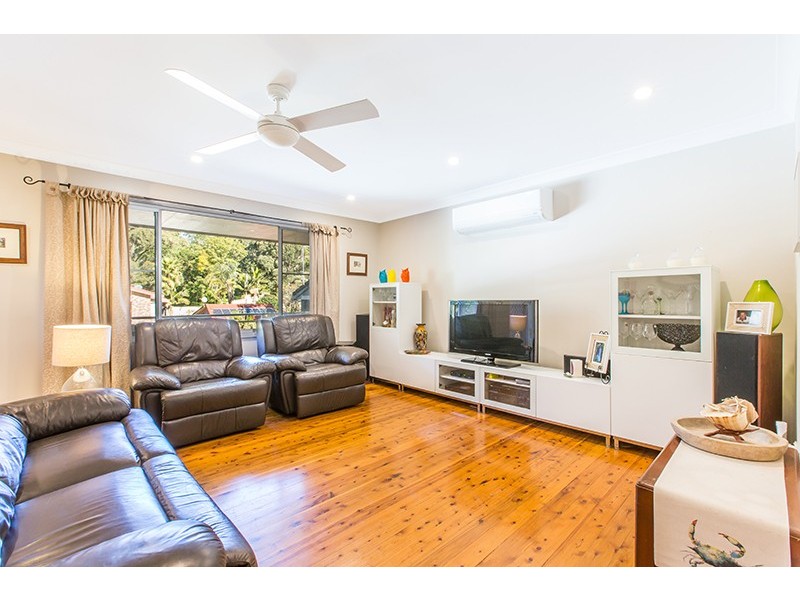 3 Digby Close, Albion Park NSW 2527