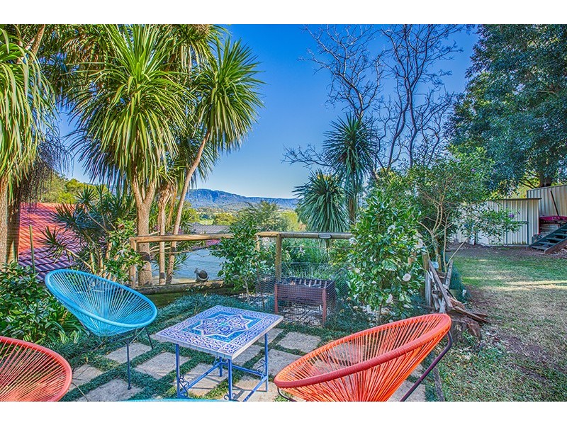 3 Digby Close, Albion Park NSW 2527