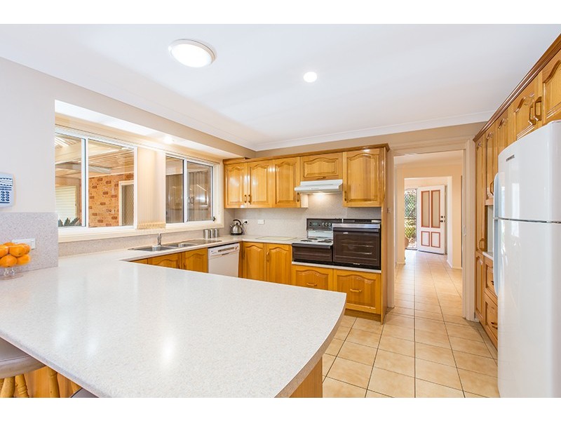 31 Jasmine Drive, Bomaderry NSW 2541