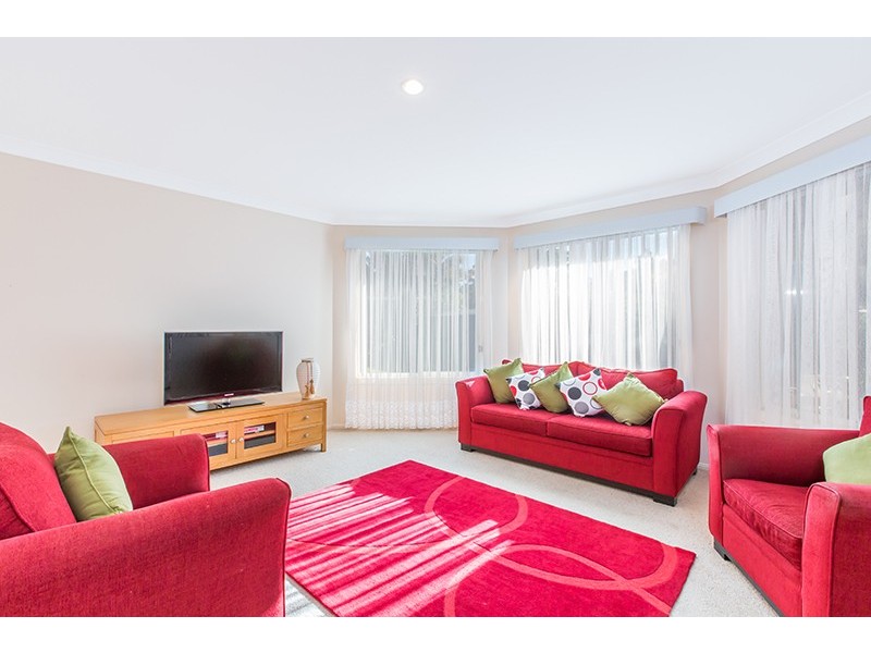 31 Jasmine Drive, Bomaderry NSW 2541