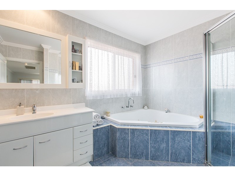 4 Wandella Crescent, Flinders NSW 2529