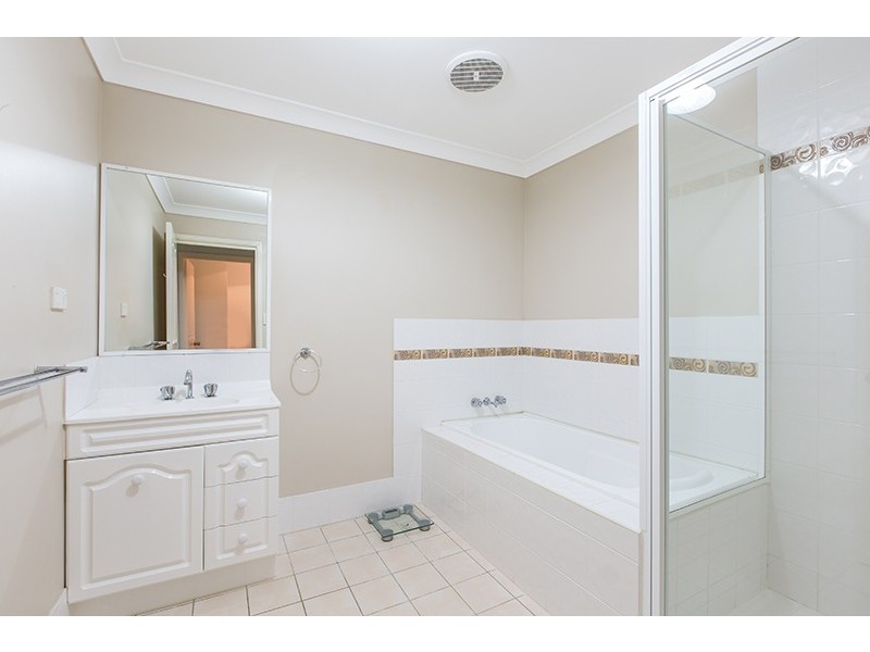 2/7 Todd Link, Albion Park NSW 2527