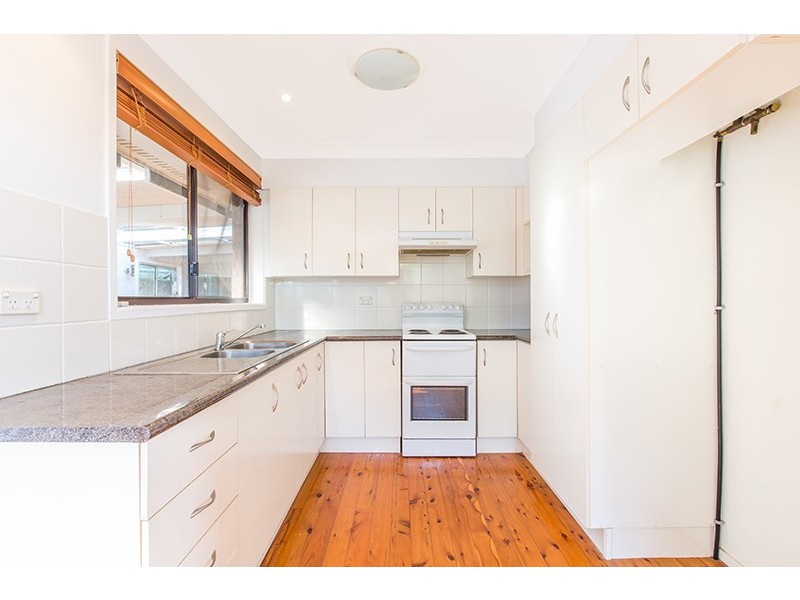 5 Digby Close, Albion Park NSW 2527