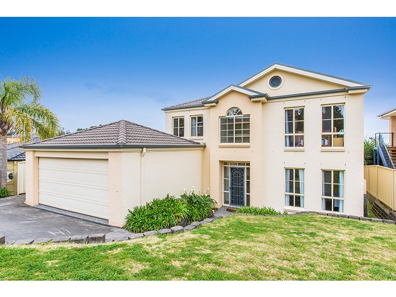 18 Helsal Circuit, Shell Cove NSW 2529