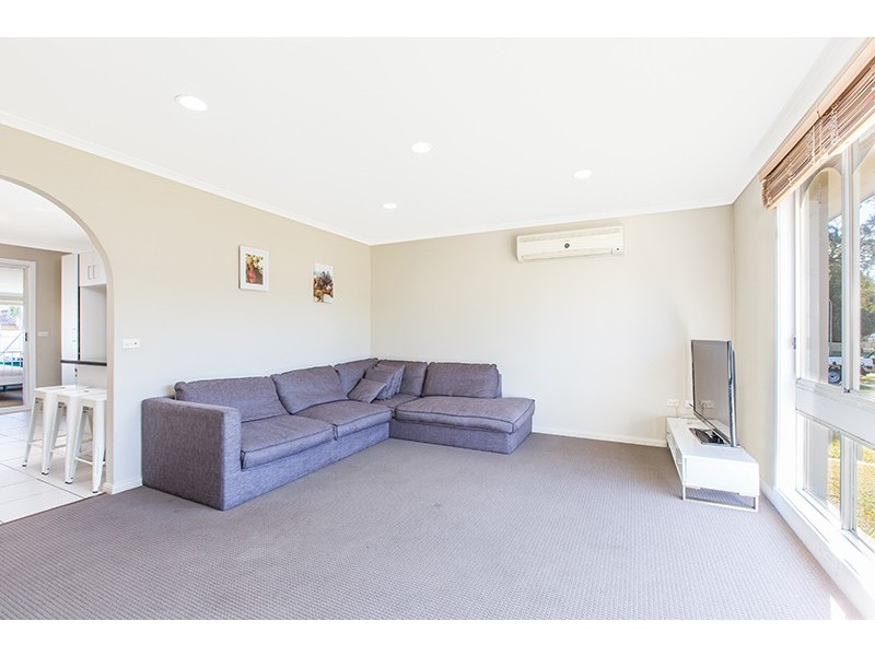 5 Bloodwood Place, Albion Park Rail NSW 2527