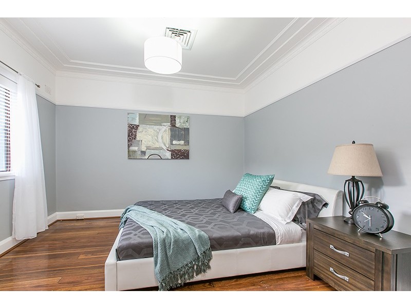 29 Mangerton Road, Wollongong NSW 2500