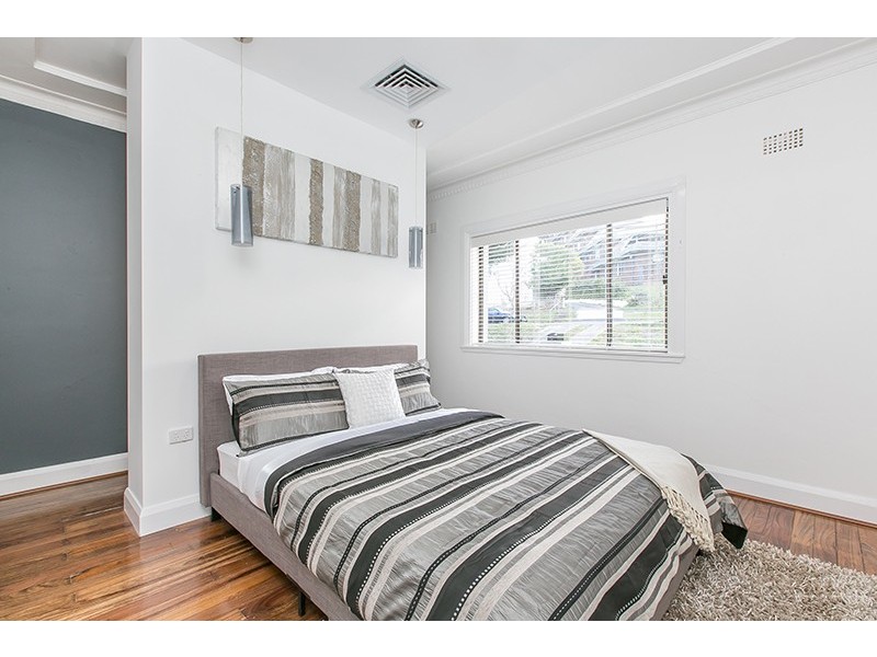 29 Mangerton Road, Wollongong NSW 2500