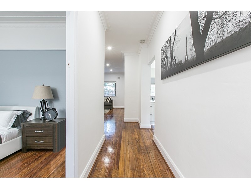 29 Mangerton Road, Wollongong NSW 2500