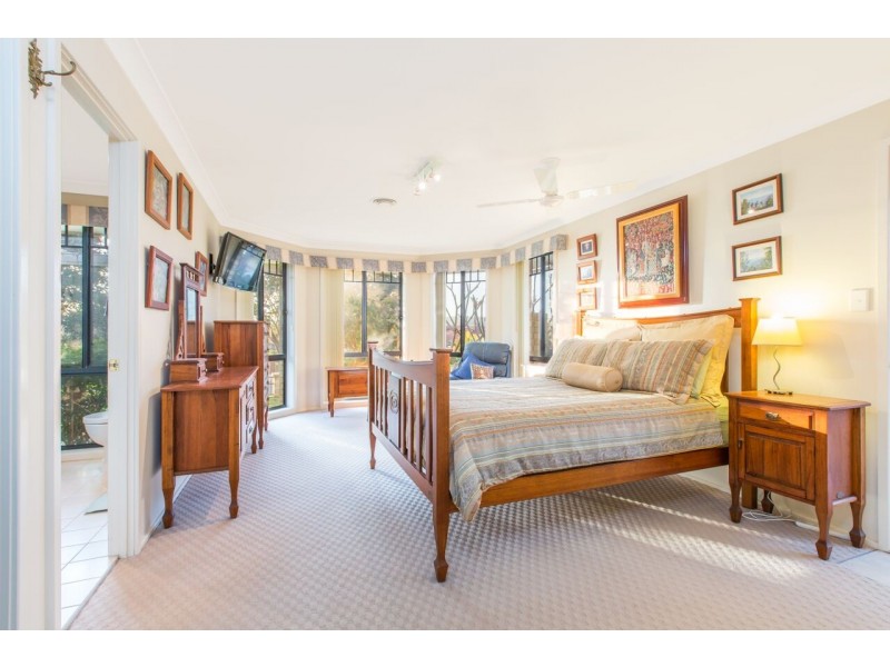 14 Eucumbene Avenue, Flinders NSW 2529
