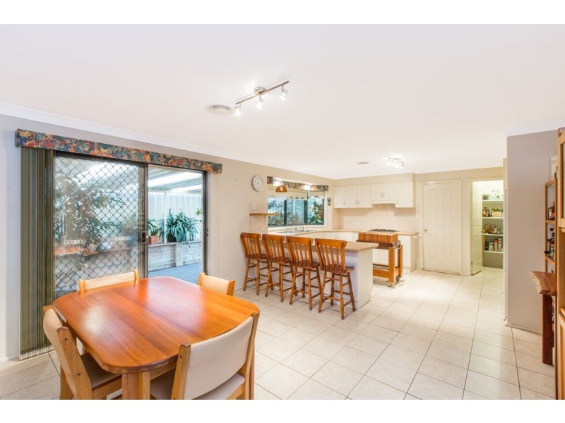 14 Eucumbene Avenue, Flinders NSW 2529