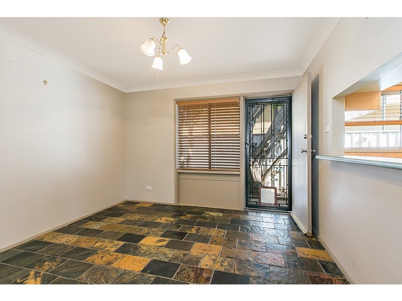53 Simpson Parade, Albion Park NSW 2527