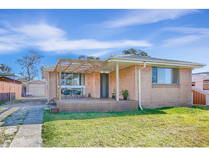 8 Coolibah Avenue, Albion Park Rail NSW 2527