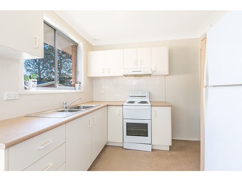 8 Coolibah Avenue, Albion Park Rail NSW 2527