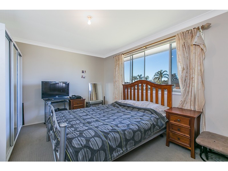 8 Coolibah Avenue, Albion Park Rail NSW 2527