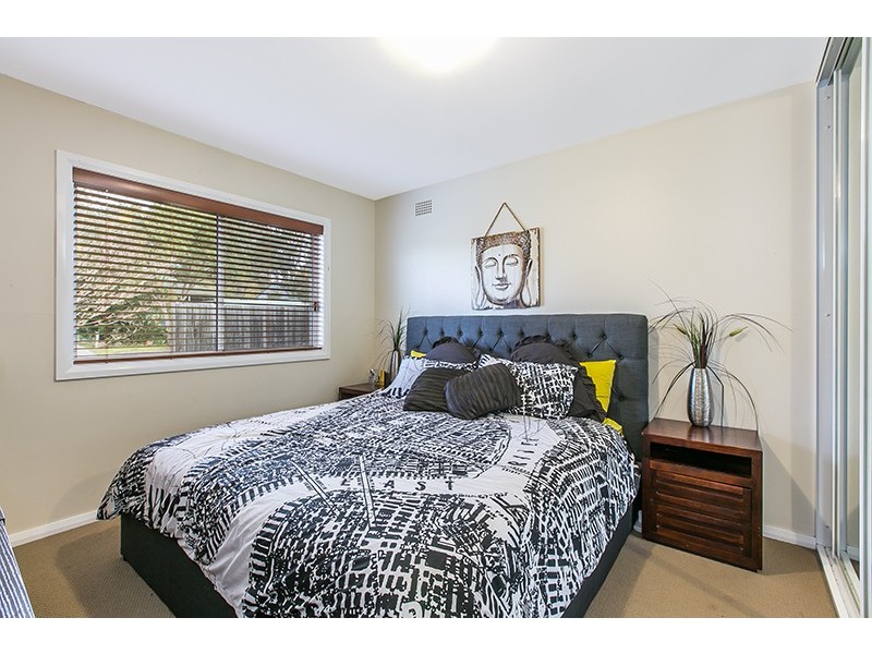 16 Moles Street, Albion Park NSW 2527