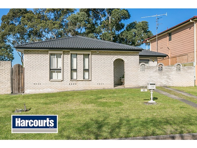 33 Elm Street, Albion Park Rail NSW 2527