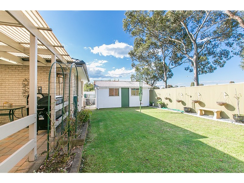 33 Elm Street, Albion Park Rail NSW 2527