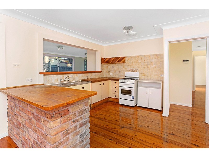 321 Reddall Parade, Mount Warrigal NSW 2528