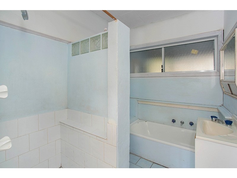 321 Reddall Parade, Mount Warrigal NSW 2528