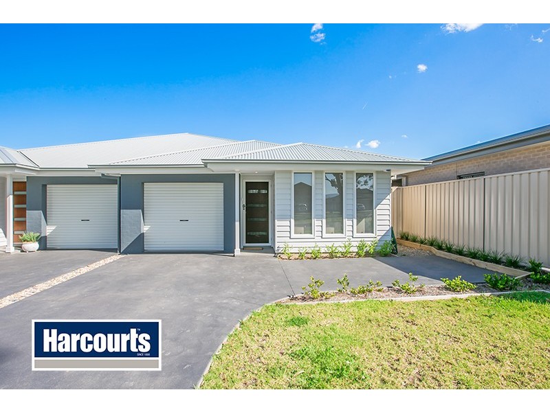 7B The Garden Walk, Worrigee NSW 2540