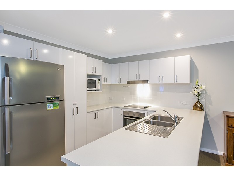 7B The Garden Walk, Worrigee NSW 2540