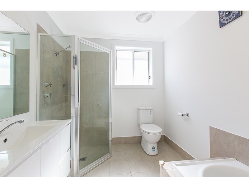 7B The Garden Walk, Worrigee NSW 2540