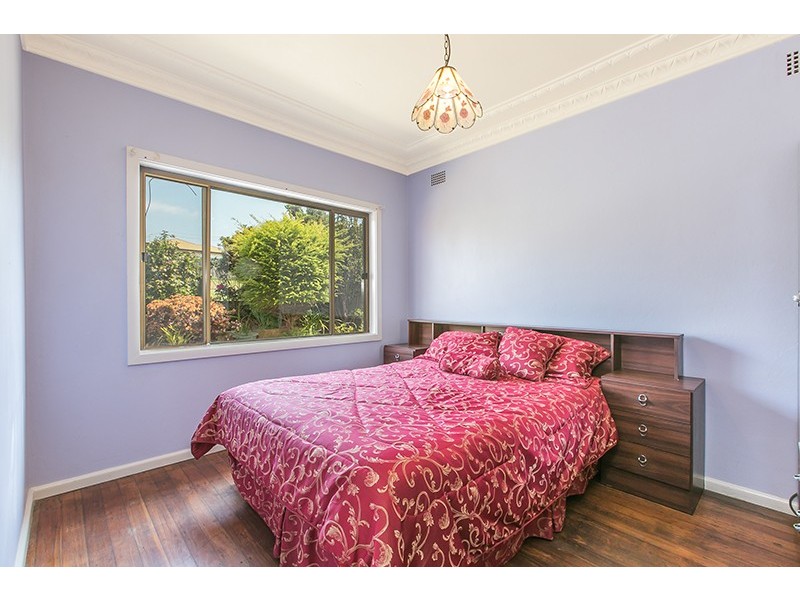 14 Gregory Street, Cringila NSW 2502