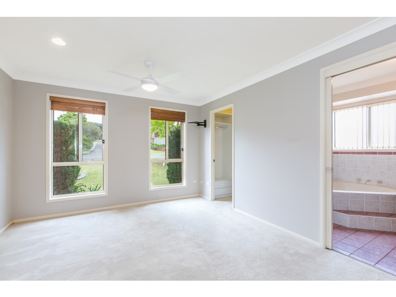 19 Gloucester Circuit, Albion Park NSW 2527